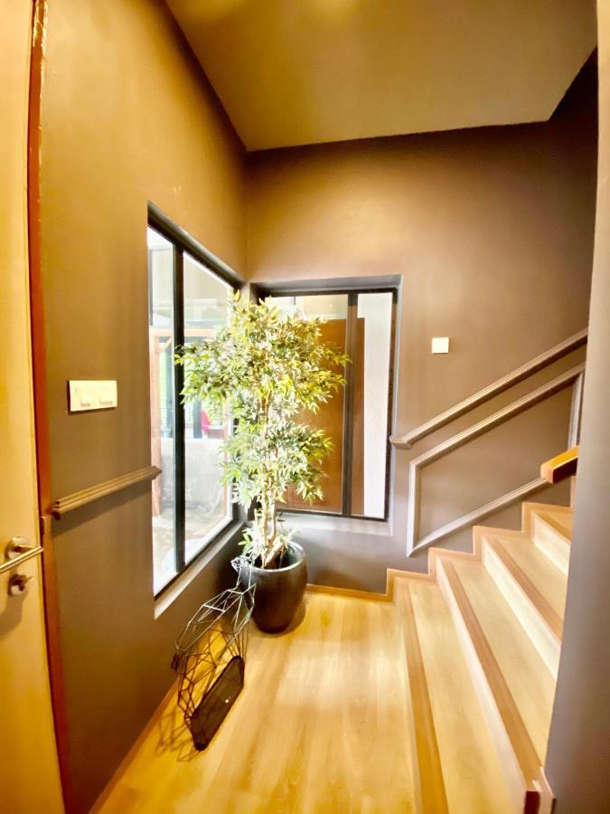 קוצ'ינג Faizal Madhi Homestay מראה חיצוני תמונה