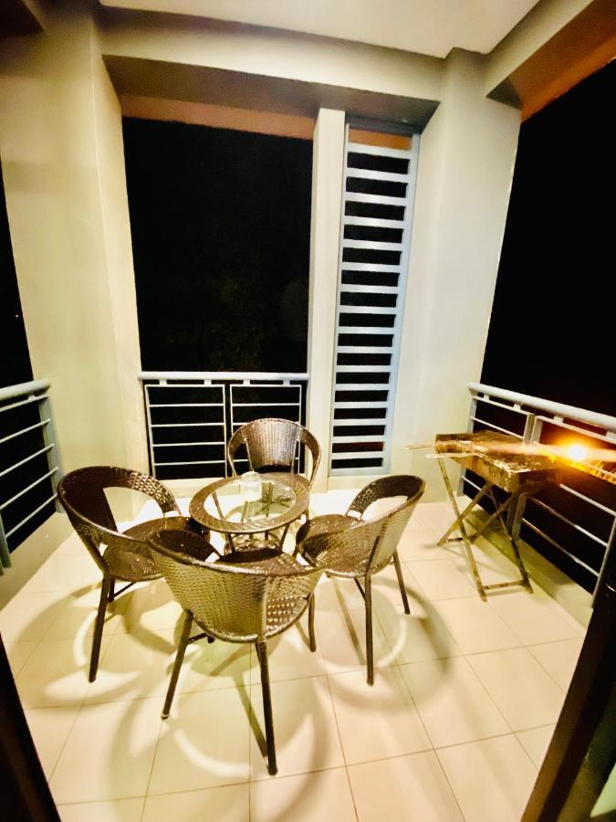 קוצ'ינג Faizal Madhi Homestay מראה חיצוני תמונה