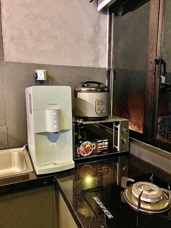קוצ'ינג Faizal Madhi Homestay מראה חיצוני תמונה